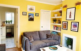 The Bee House Brighton. A Holiday Home By The Sea.